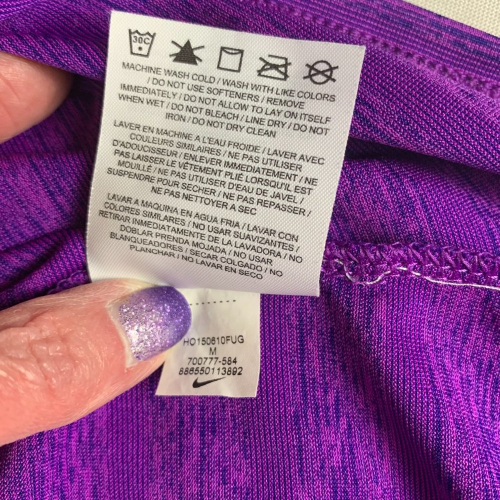 Nike Dry Fit Purple V-Neck M - Picture 9 of 11